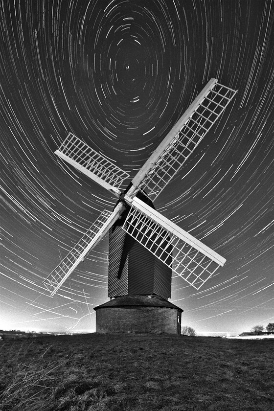 STAR-TRAIL-BLACK-AND-WHITE-BRILL-WINDMILL